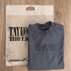 Taylor swift eras tour blue Crewneck
